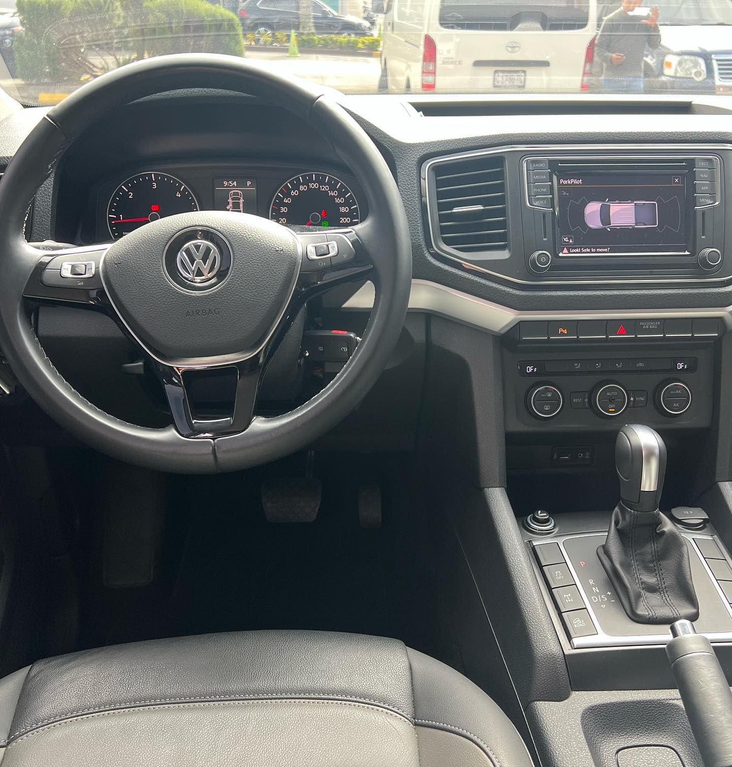 Volkswagen Amarok (8)