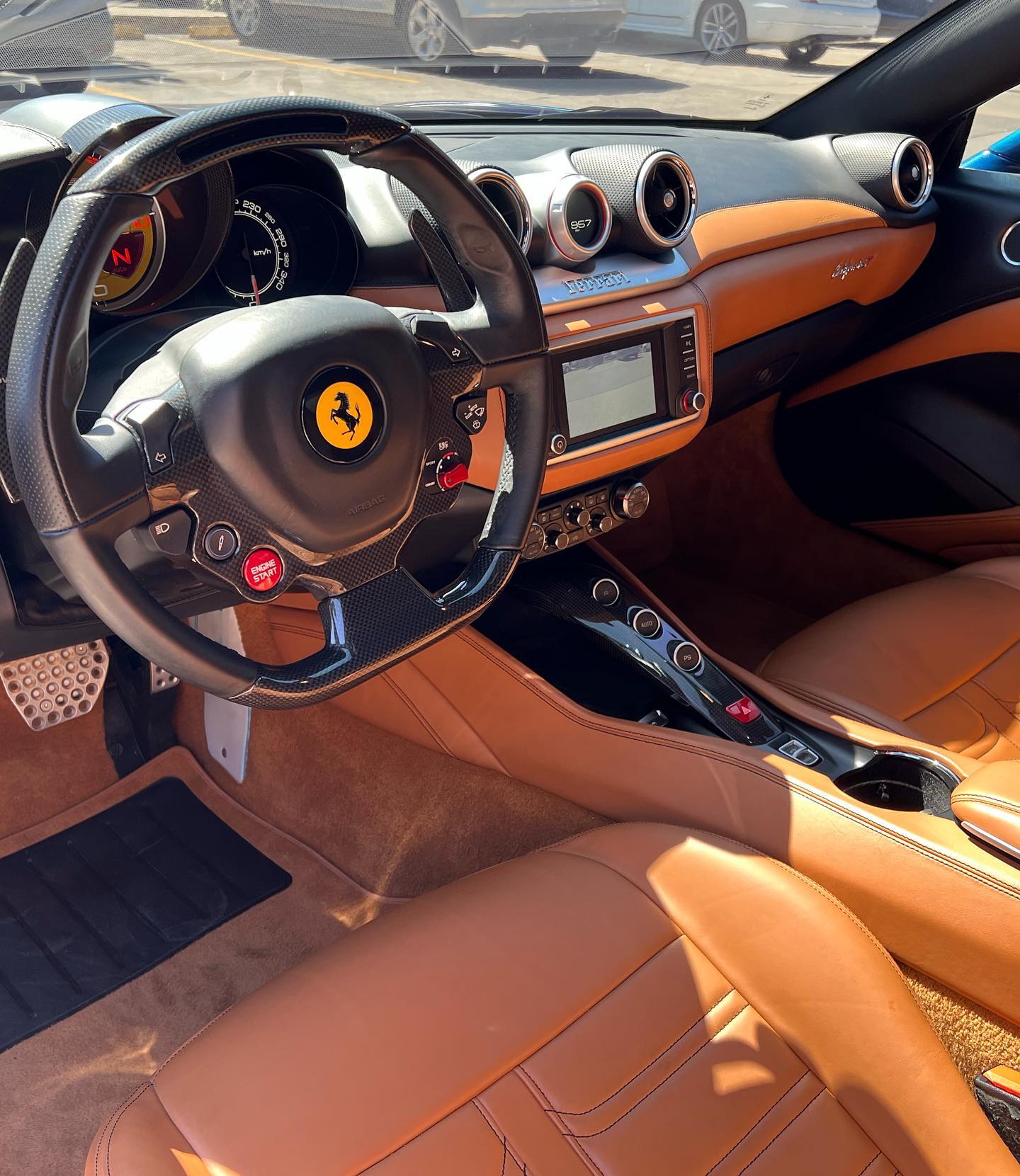 Ferrari California (6)