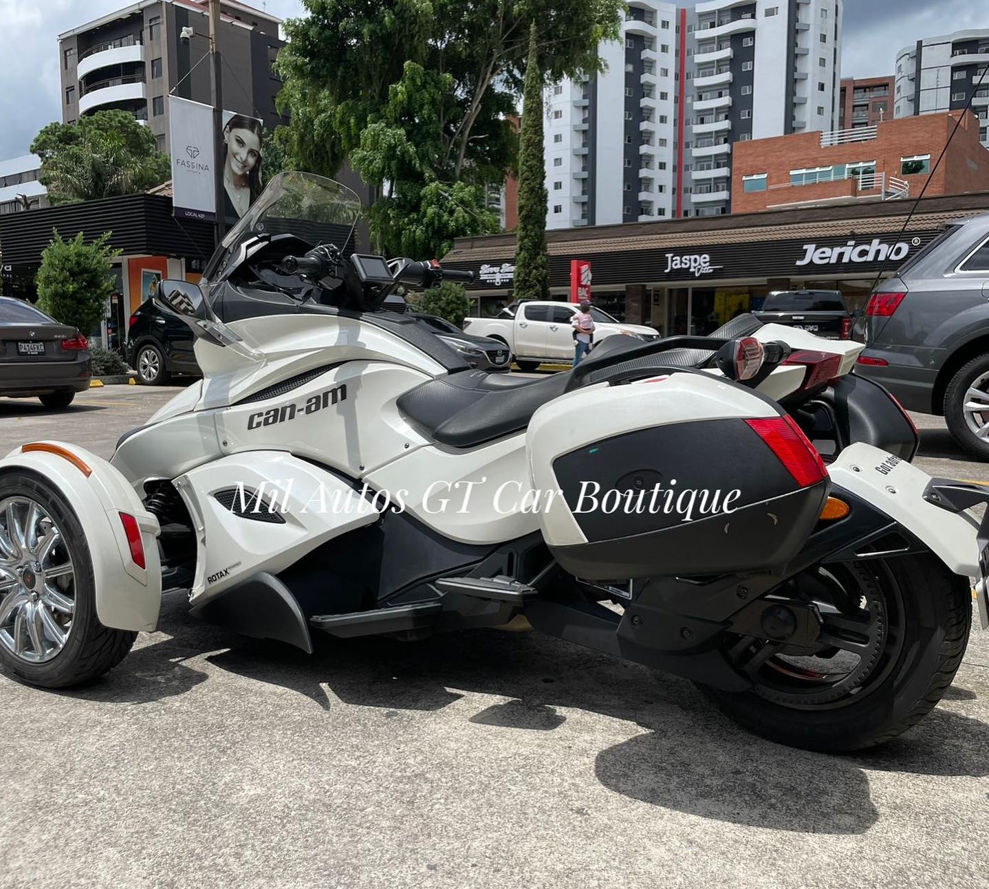 CANAM SPYDER (3)