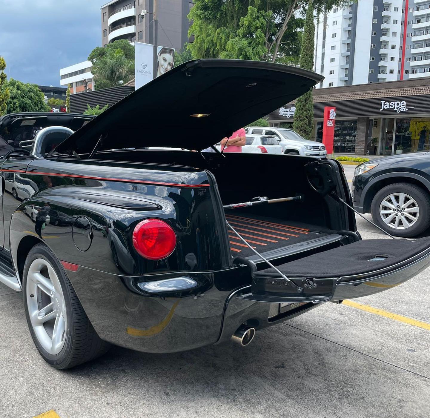 chevrolet ssr (2)