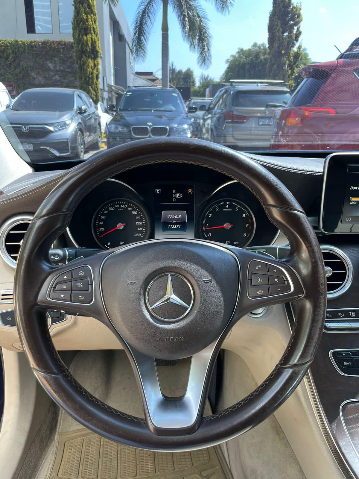 Mercedes Benz (5)