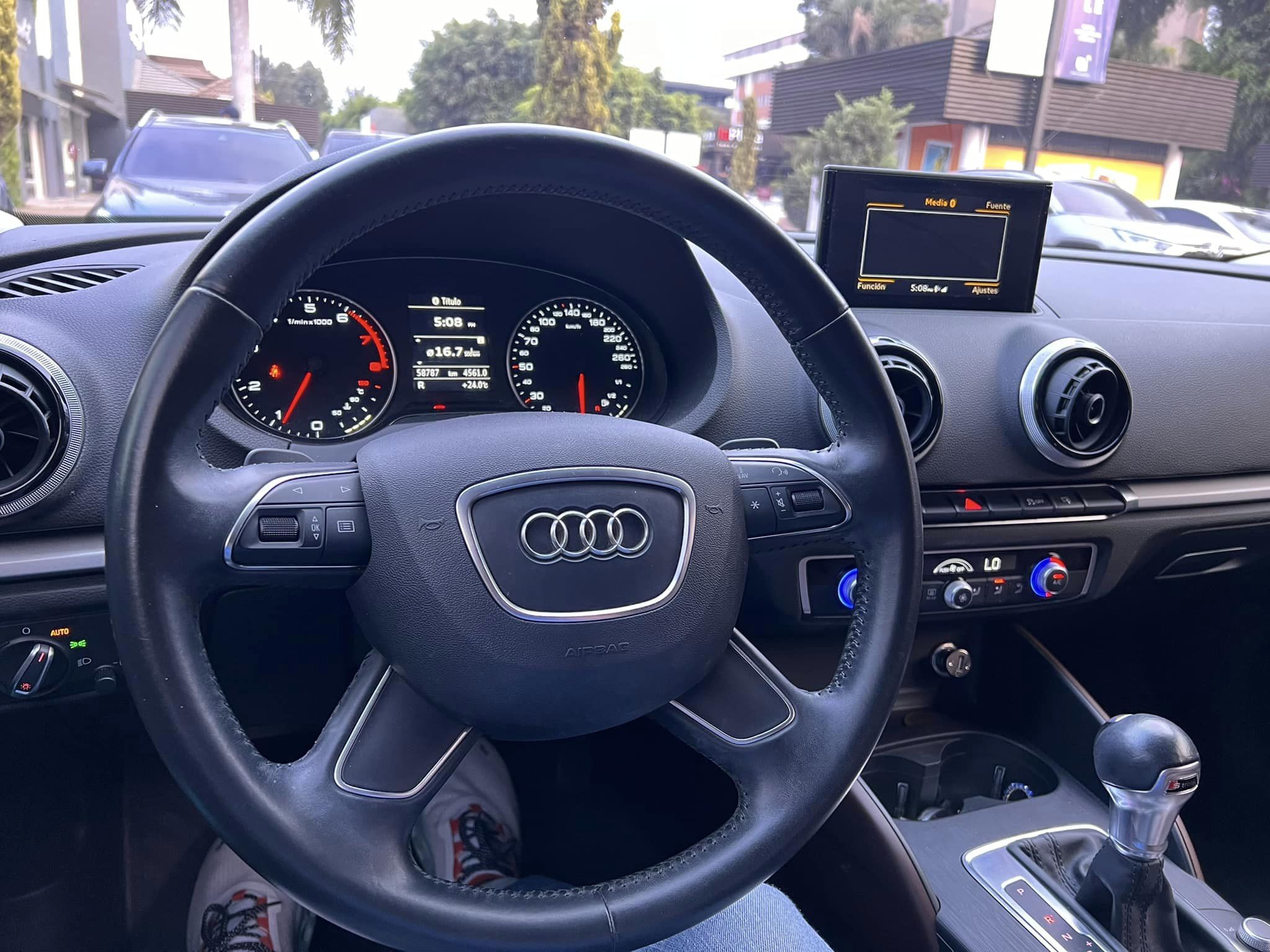 Audi A3 (1)