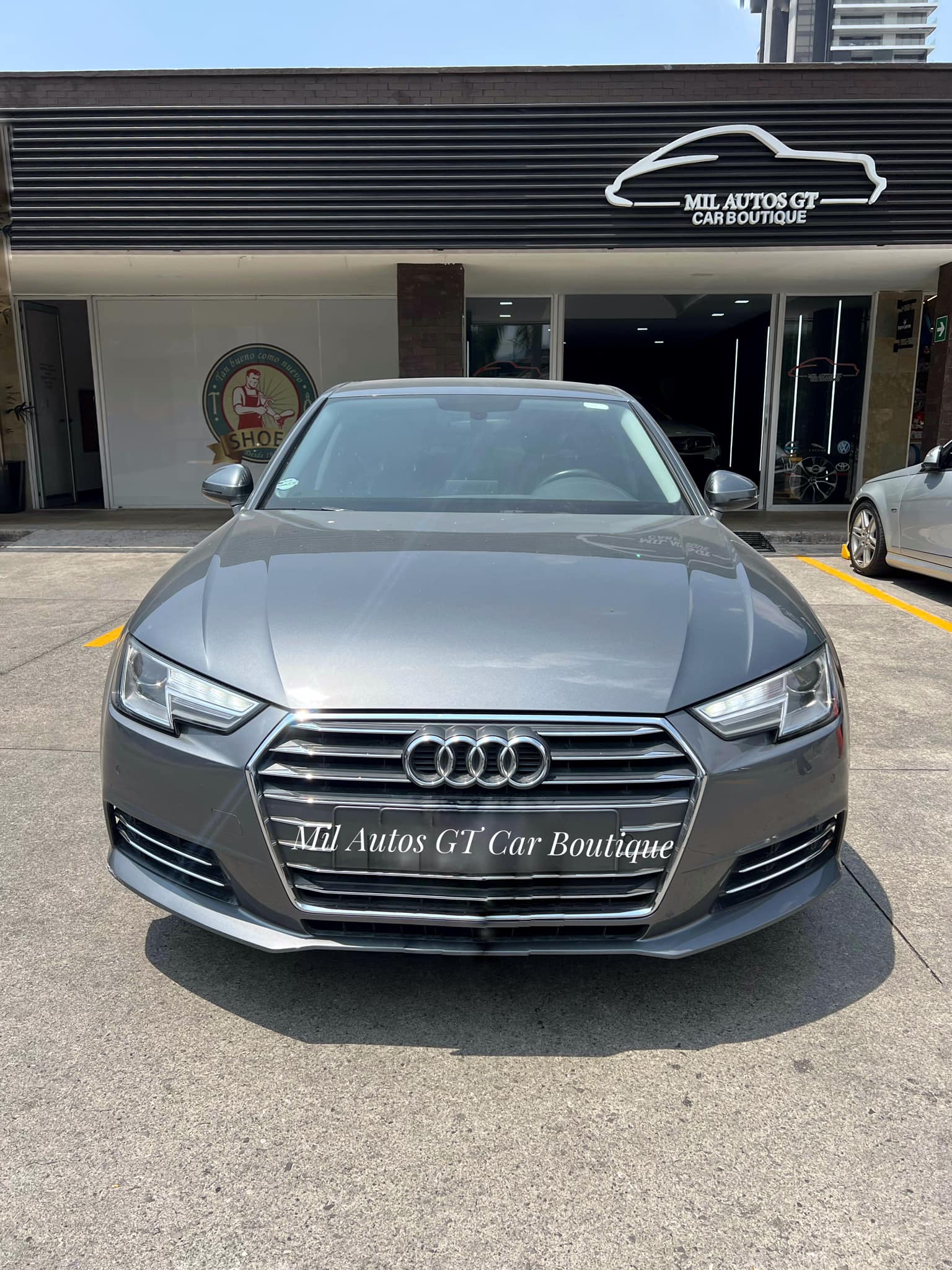 AudiA4 (2)