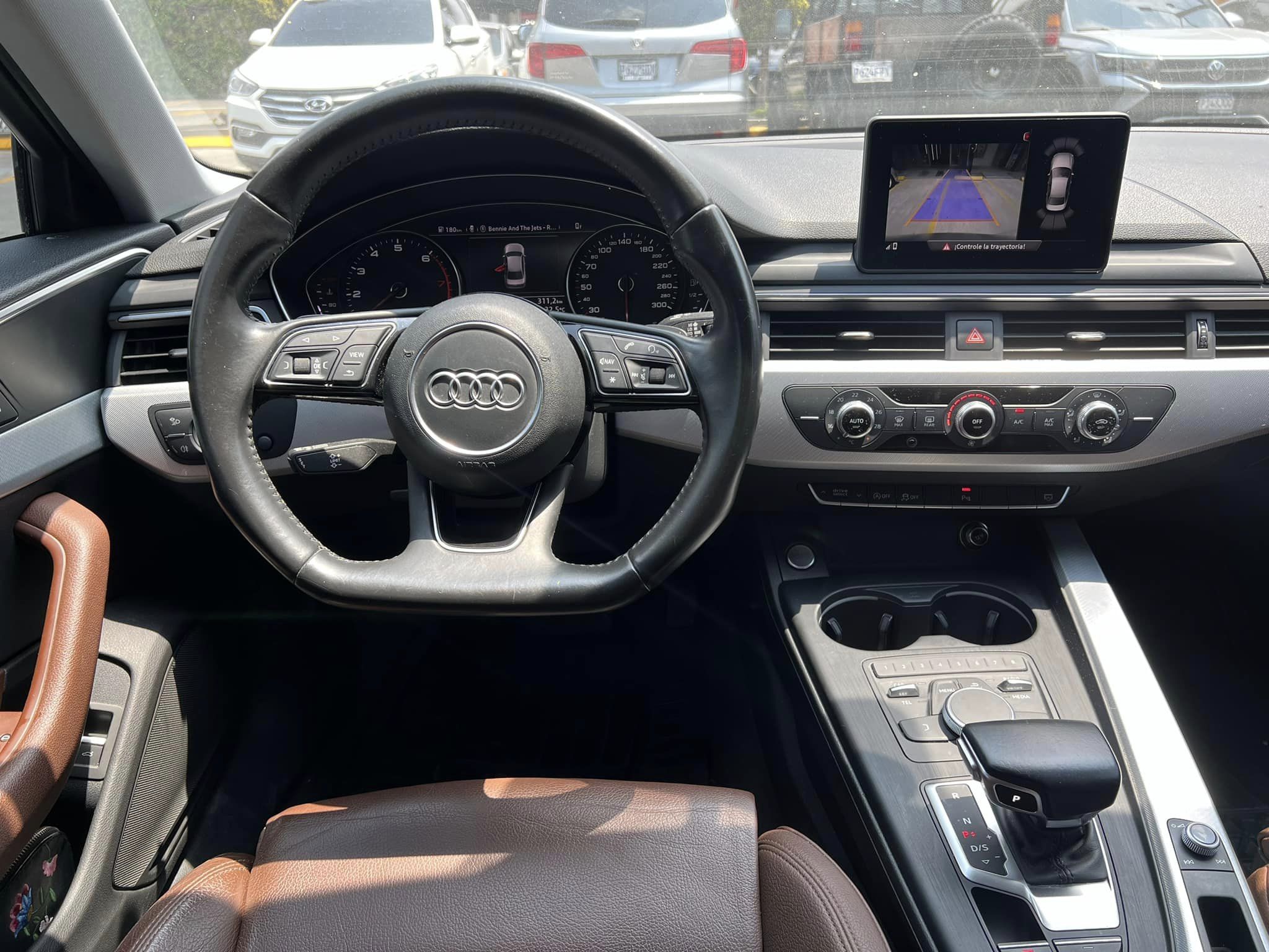 AudiA4 (4)