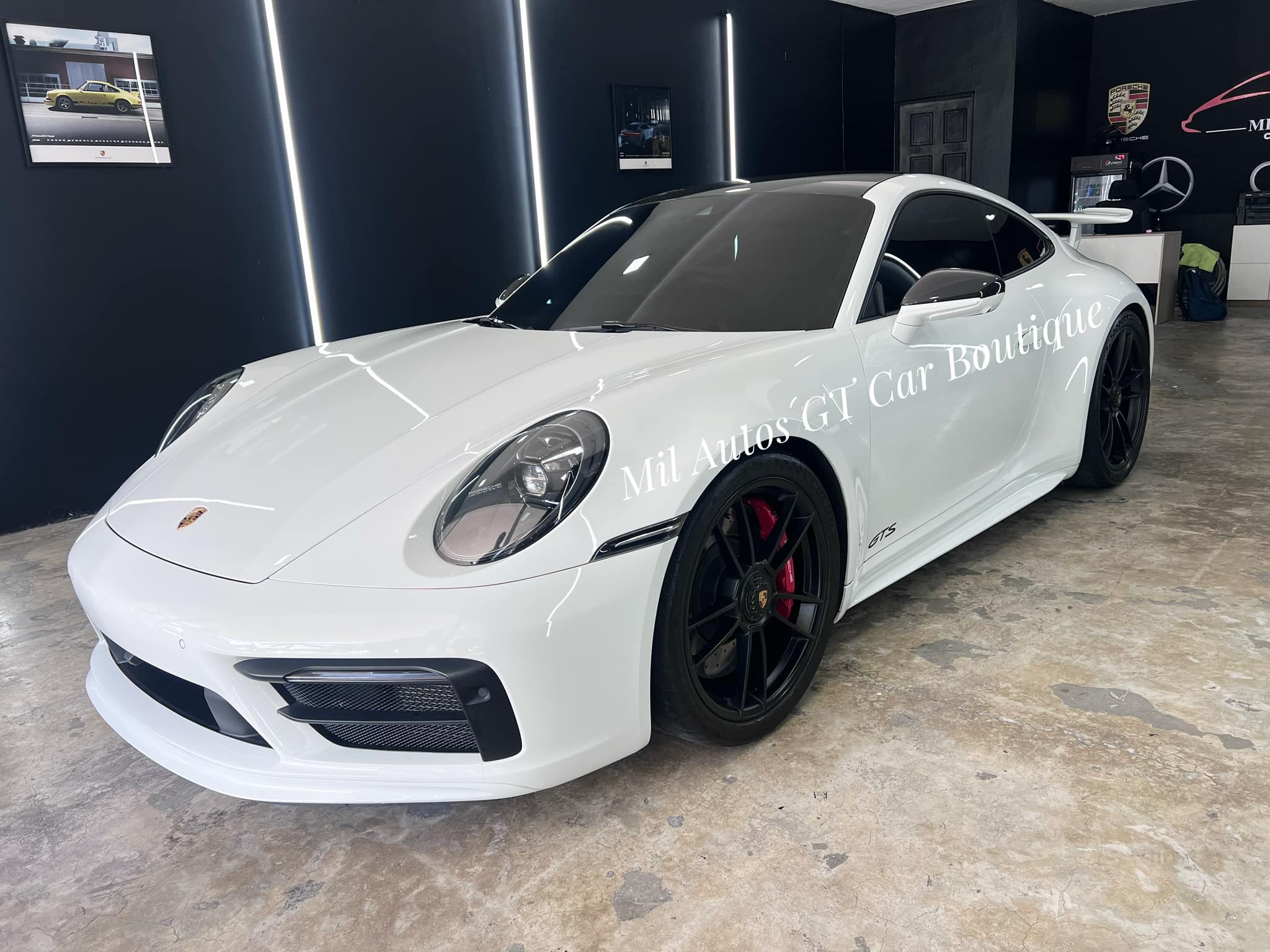 Porche 911 Carrera GTS