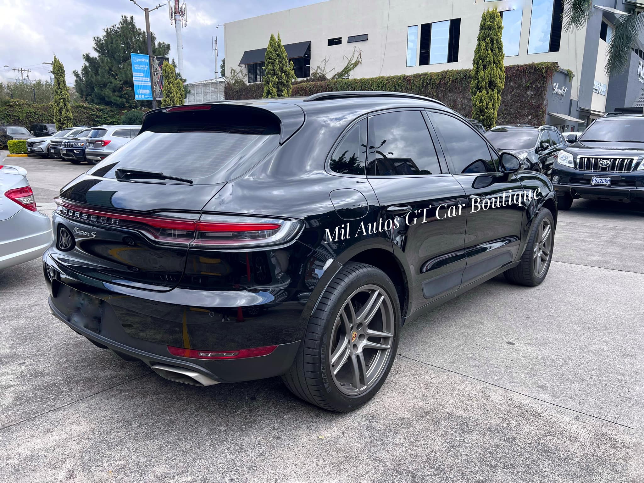 Porsche Macan (12)