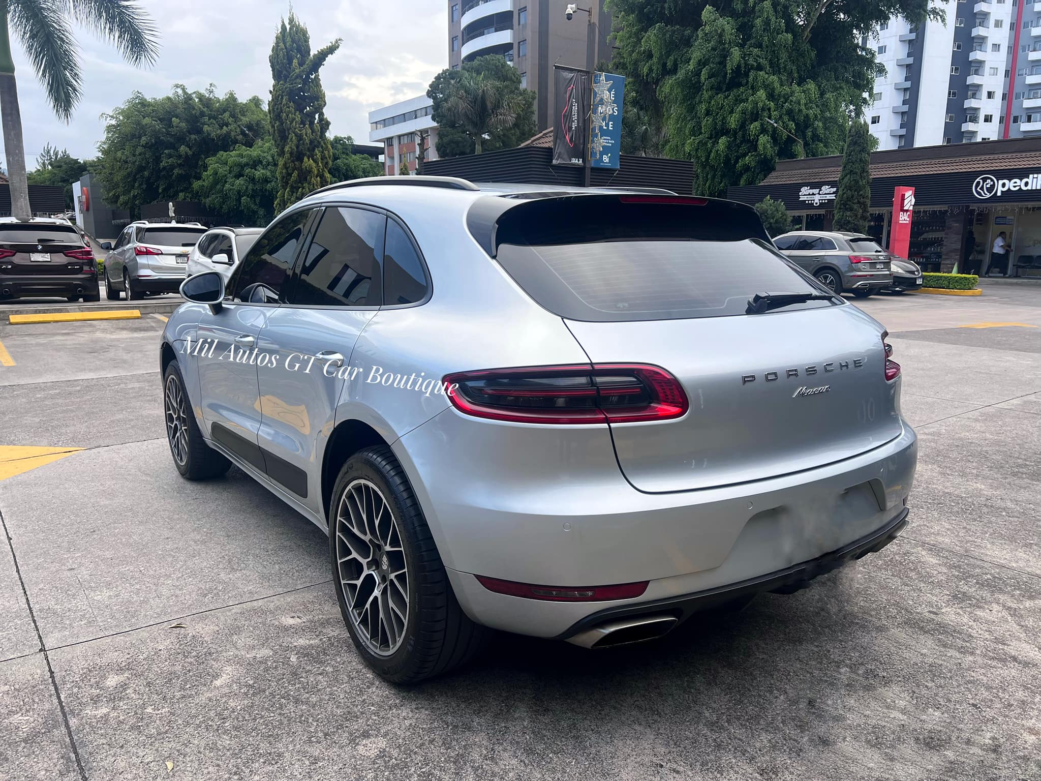 Porsche Macan (4)