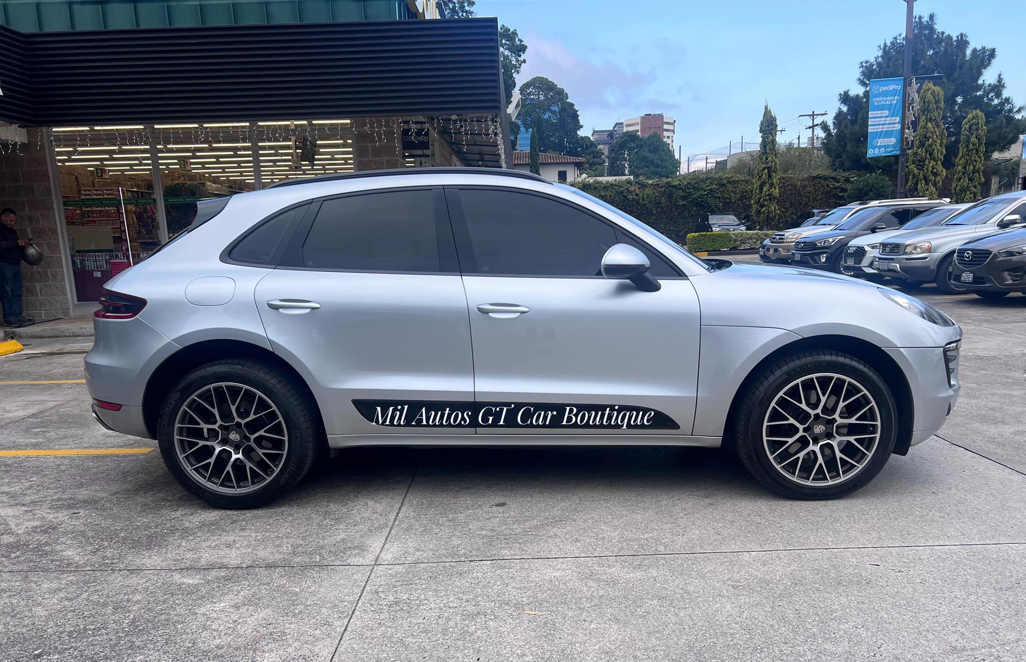 Porsche Macan (5)